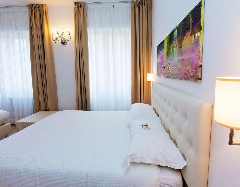 Hotel Maine 피날레리구레 외부 사진